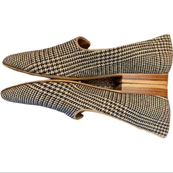 Le Monde Beryl Venetian Loafers in Houndsooth - Picture 5 of 8